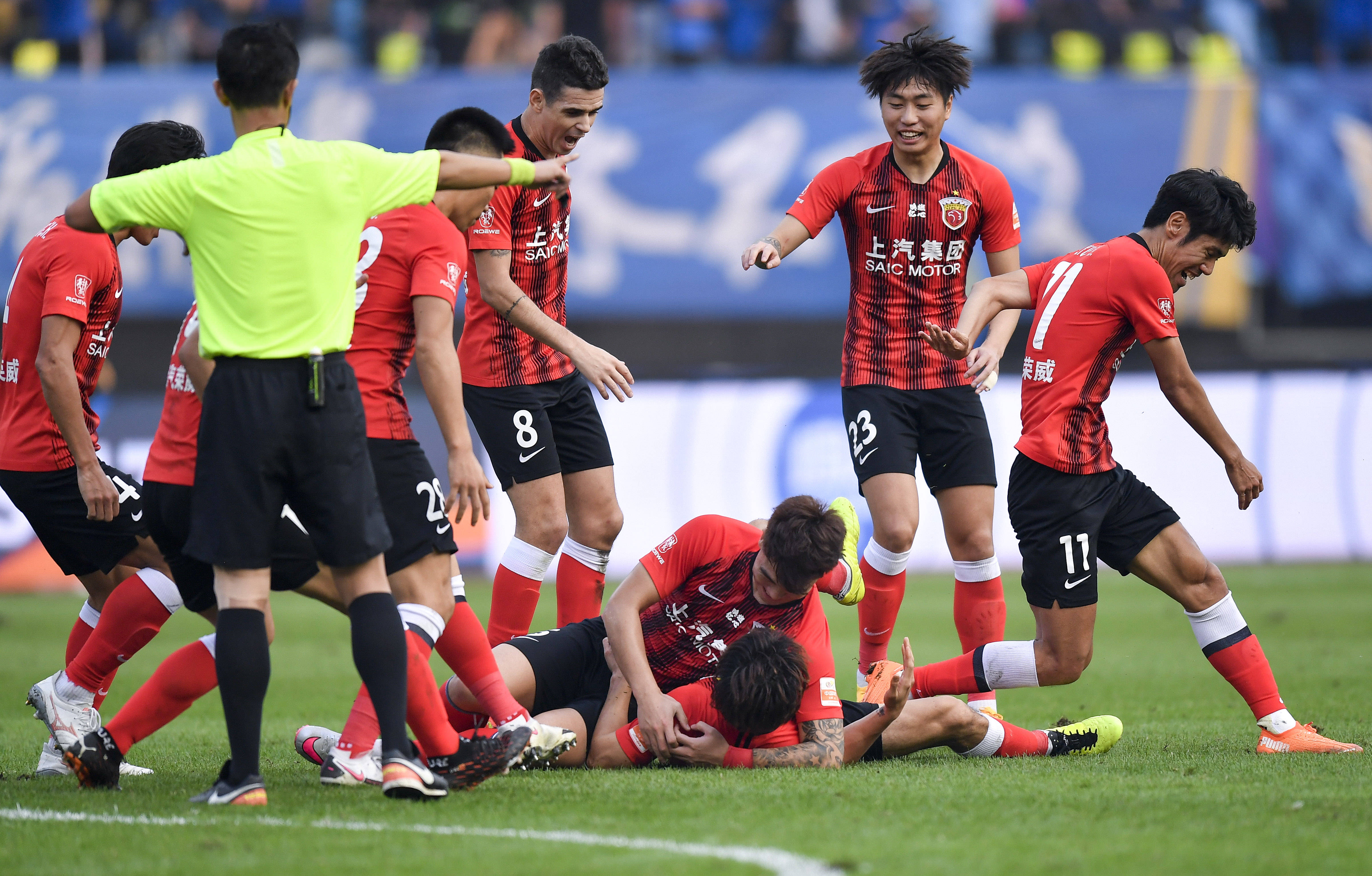 国际赛事中 国际赛事中