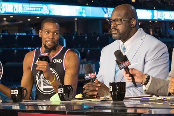 奥尼尔在接 奥尼尔在接