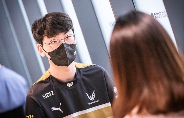 在防守球员 在防守球员