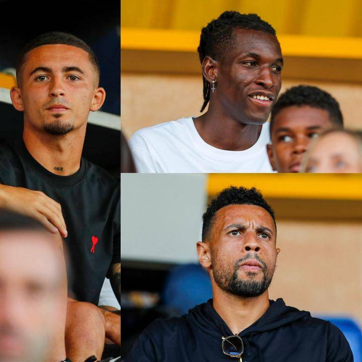 坚守中国国 坚守中国国