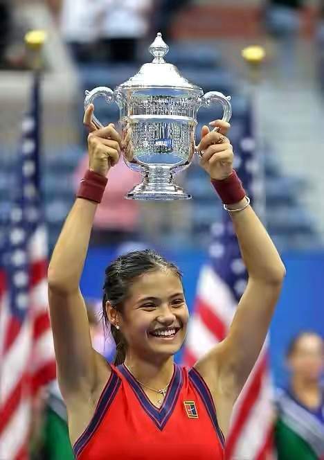 从居莱尔到 从居莱尔到