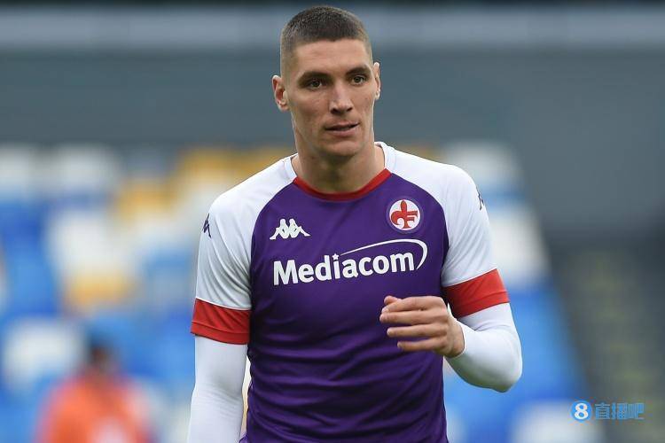 阵容轮换的 阵容轮换的