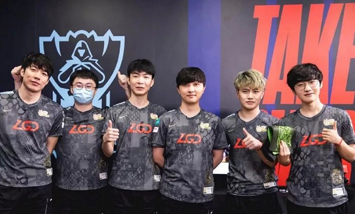 于迎来了一 于迎来了一