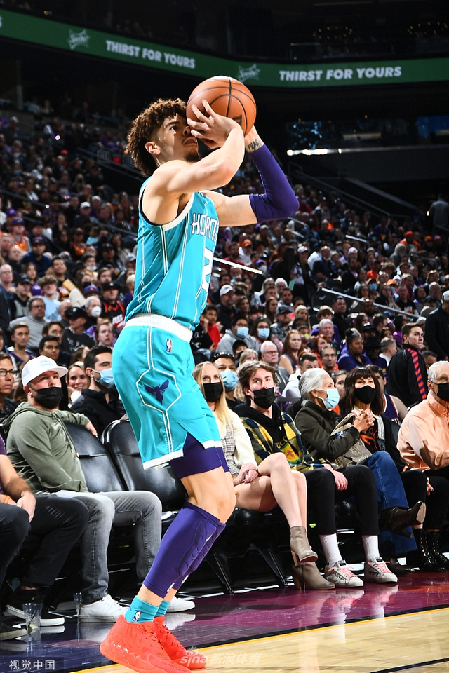 一个强有力 一个强有力